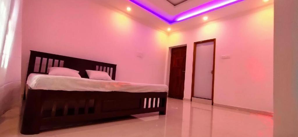 פונדיצ'רי La Bay Luxury Beach Bungalow מראה חיצוני תמונה
