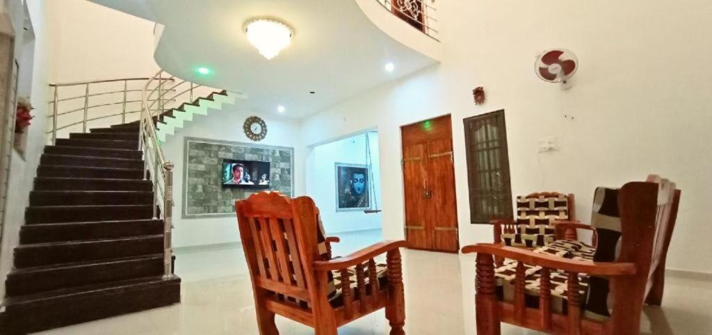 פונדיצ'רי La Bay Luxury Beach Bungalow מראה חיצוני תמונה